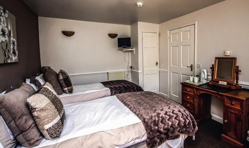 Glemsford The Cock Inn Bed And Breakfast الغرفة الصورة