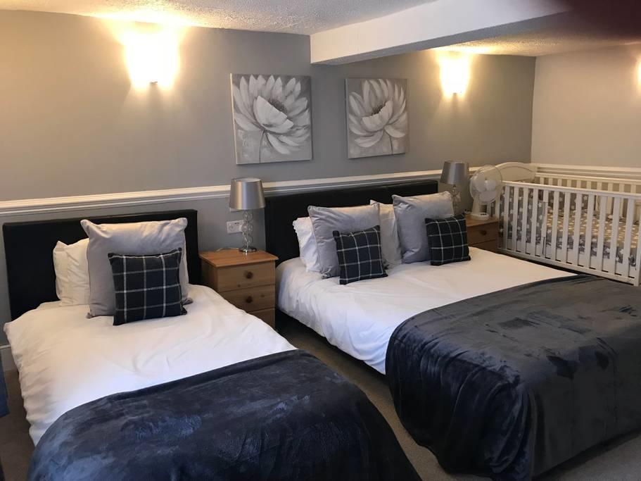Glemsford The Cock Inn Bed And Breakfast المظهر الخارجي الصورة